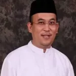 Tegas!!! Wawali Harris Bobihoe Tegur Supir Kontainer Buang Sampah Sembarangan